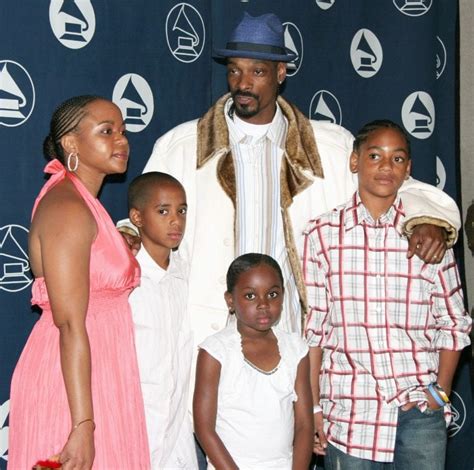 Snoop Dogg's Wife Shante Broadus: From High School Sweetheart to Music ...