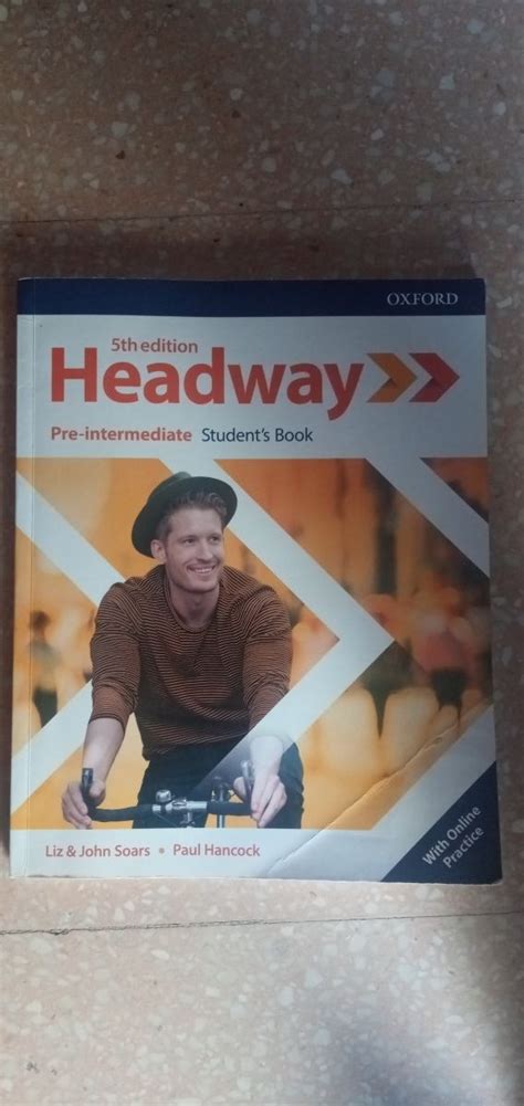 Headway Pre-Intermediate Student\'s Book de segunda mano por 10 EUR en ...