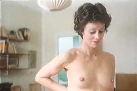 Naked Agneta Ekmanner In Paradistorg