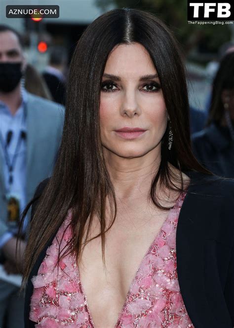Sandra Bullock Sexy Seen Showing Off Her Hot Cleavage In A Pink Gown At The Lost City Premiere