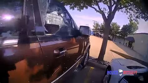 Dramatic Moment Cops Rescue Screaming One Year Old Baby Covered In Vomit From 120F Hot Car By