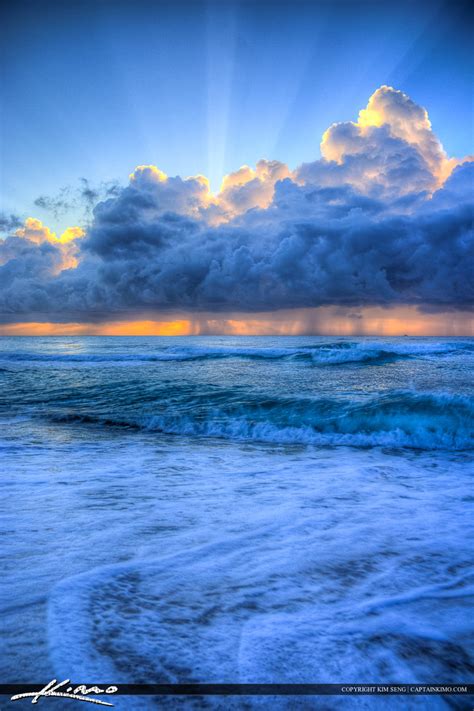 Sun Rays During Sunrise Over Atlantic Ocean | HDR Photography by Captain Kimo