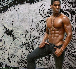 Spazio Gay Foto Filmati Racconti E Annunci Uomini Di Colore Sexy N