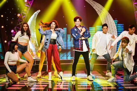 Bị ghép yêu hot girl tỷ Ngô Kiến Huy lại làm điều không ngờ khiến dân mạng tranh cãi