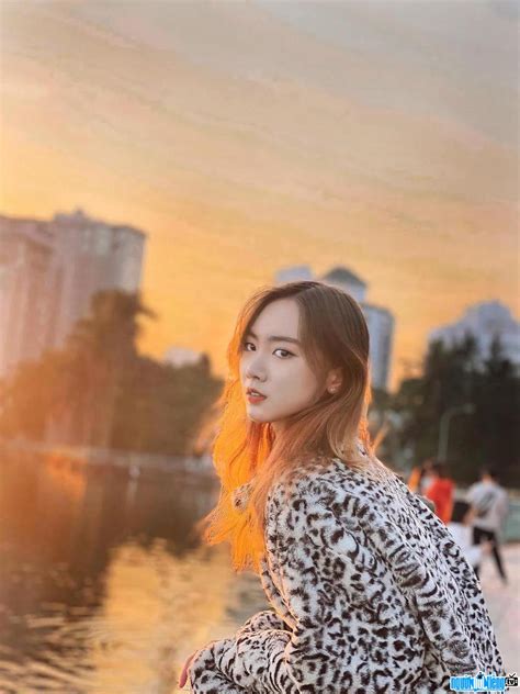 Hot girl Nguyễn Nam Trang Linh