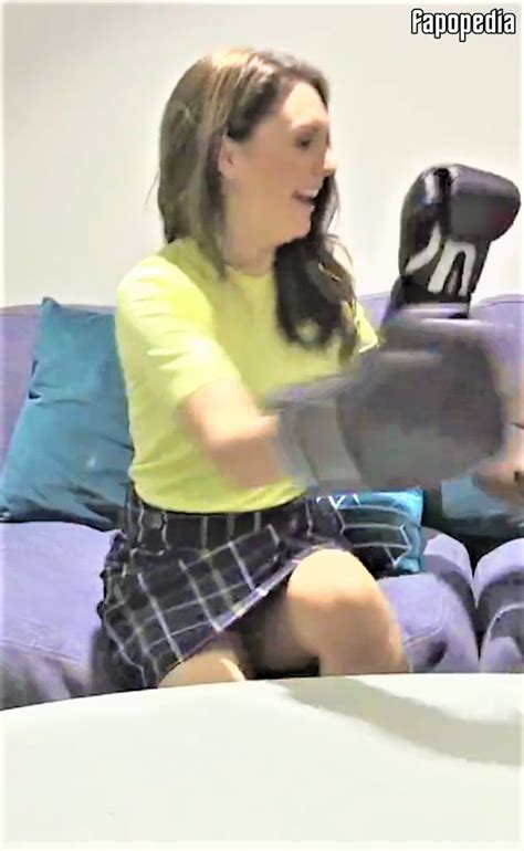 Laura Tobin Nude Leaks Photo Fapopedia