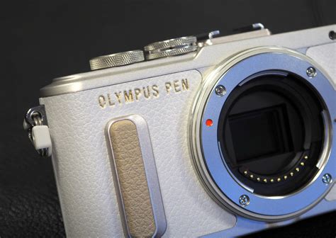 Olympus PEN E-PL8 Hands-On Preview | ePHOTOzine