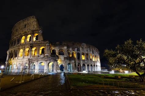 Colosseum Night View, Rome. Editorial Stock Image - Image of monument ...