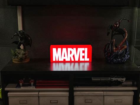 Hot Toys Marvel Light Box R Hottoys