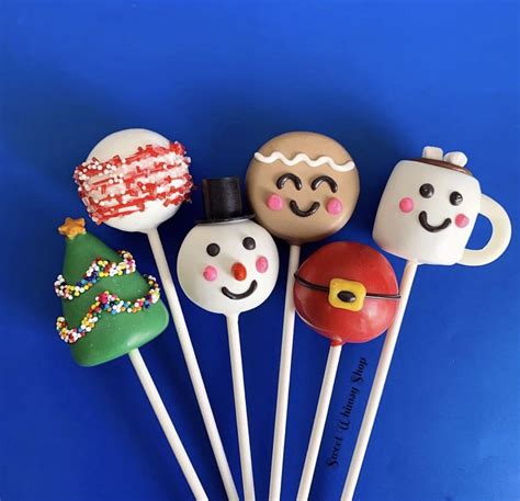 Festive Christmas Cake Pops