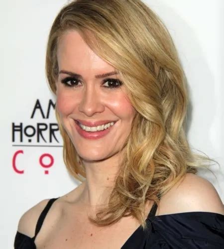 Popular Celebrities You Didnt Know Are Gay Page 8 Of 16 Fame10