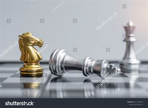5102 Gold Knight Chess Images Stock Photos And Vectors Shutterstock