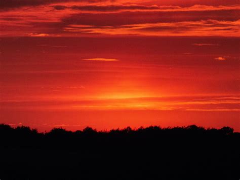 Why Is The Sky Red The Science Behind Red Skies Color Meanings