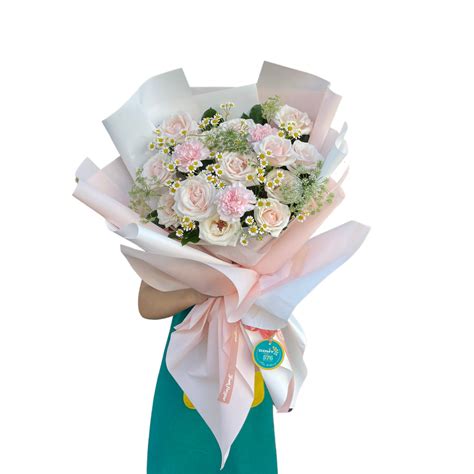 BÓ Hoa HỒng Kem DÂu Mix Hoa CÀ RỐt Domy Flower Store
