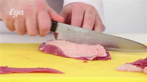 Как подготовить утиную грудку к жарке - YouTube