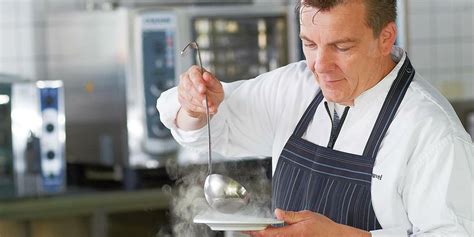 Jeroen Van Den Heuvel Komt Bij U Thuis Koken Doe Mee En Win Inmillnl