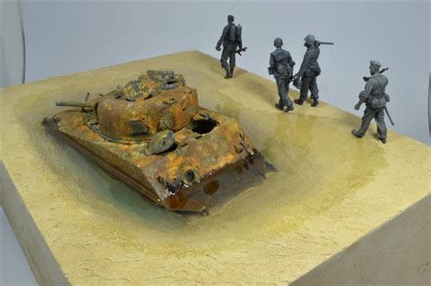 SHERMAN 1/35 ZVEZDA - Page 2
