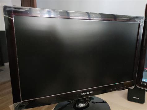 Samsung 20" LED monitor S20D300, Computers & Tech, Parts & Accessories ...