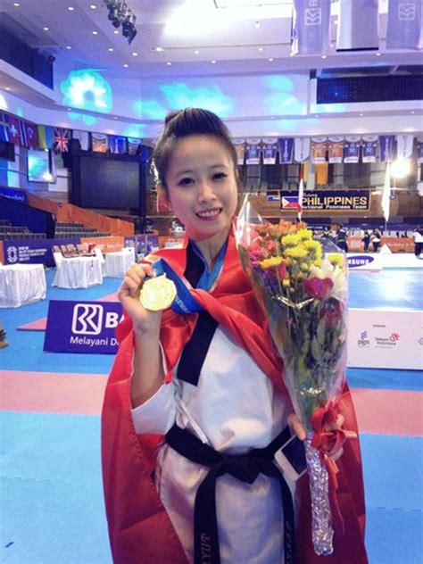 Hot girl Taekwondo Châu Tuyết Vân khoe ảnh nhí nhảnh tại Myanmar