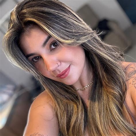 Barbara Morais Nua - Bárbara Moraes Pontes