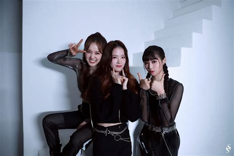 間もなくデビューの新ガールズグループ HOT ISSUEきれいに可愛くカッコよくがそろった他にはない魅力 All About GIRLS K POP