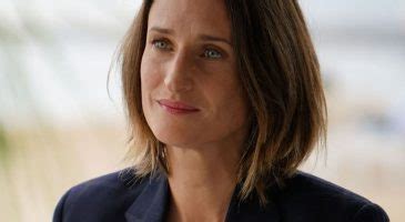 Monica Bellucci Sa Fille Deva Cassel Sensuelle Comme Jamais En Lingerie Transparente