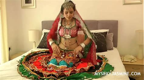 Jasmine Mathur Porn Devi From Gujarat In Traditional Indian Garba Dress Stripping Naked Xxx