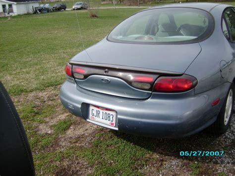 99 Ford Taurus