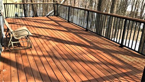 Sharon S Brown Treated Pine Deck Terrasse En Bois Minneapolis Par