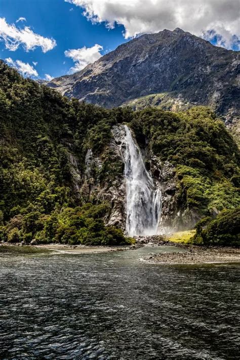 Scientists agree on 'lost continent' after 400 years of debating ...