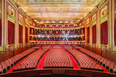 lyric opera house baltimore    lens