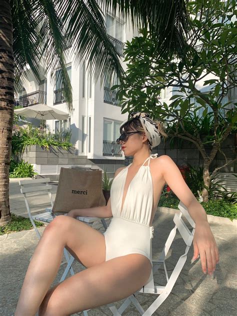 Đồ bơi Nữ bikini 1 mảnh BASIC cột dây hở lưng Chuẩn hàng cao cấp P P2P Bikini Thương