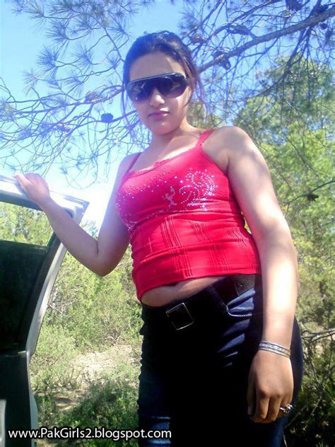 ALL GIRLS BEUTY WALLPAPERS Pakistan Sexy Girls Show Hotty Chic And Ass