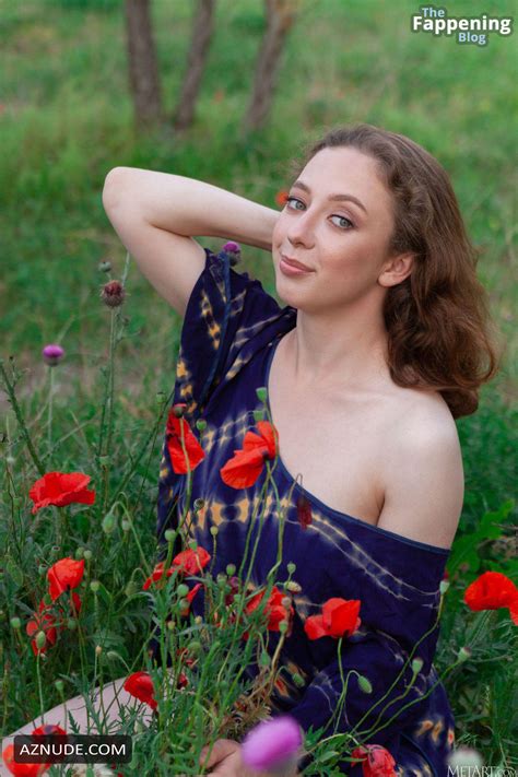 Esenia S Sensational Nude Outdoor Shoot Of Beauty AZNude