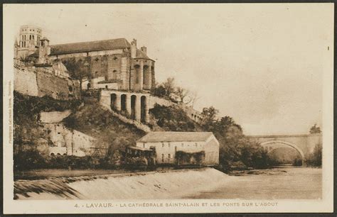 Lavaur L Agoût les ponts la cathédrale Saint Alain Carte postale