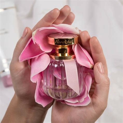 Pin by Brooke Wodnicki on Hello Gorgeous! | Perfume, Amway, Perfume design