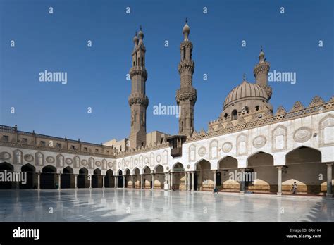 Courtyard Al Azhar Mosque Cairo Egypt Stock Photo Alamy