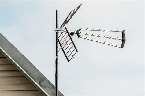 uhf  vhf     frequencies  choosing  antenna