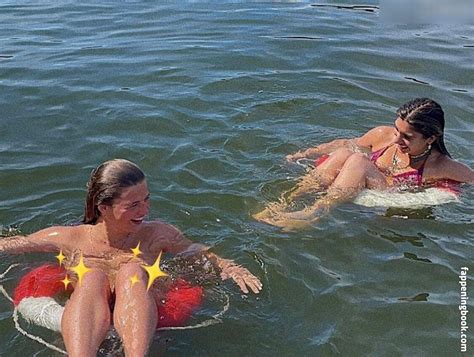 Emma Schweiger Nude OnlyFans Leaks Fappening FappeningBook