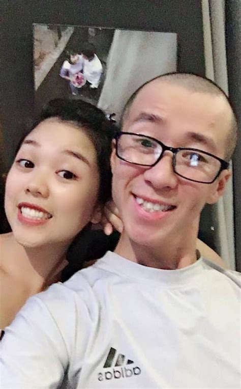 Làm mẫu cho vợ thử tay nghề make up nam thanh niên hóa hot girl xinh