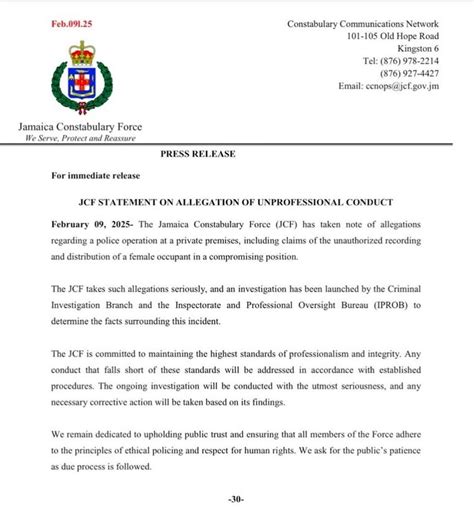 Jamaican TikToker Rosealee Fighting Jaques Partially Naked In New Video Moon