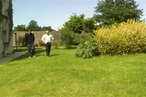 Une Beaut Blonde Mince De France Re Oit Deux Bites Bien Dures Dehors Xhamster