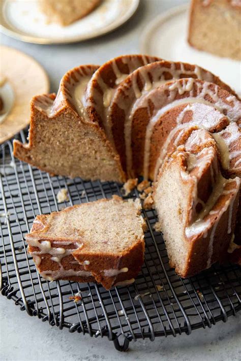 Moist Banana Bundt Cake Recipe