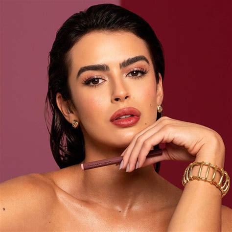 Caneta Batom Mariana Saad by Océane Tinted Pen Caneta Batom Mariana Saad Tinted Pen Nude My