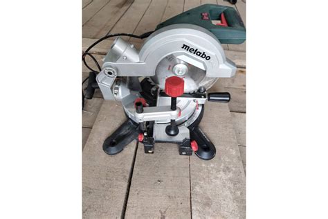 Торцовочная пила Metabo KS 216 M Lasercut 619216000 - выгодная цена ...