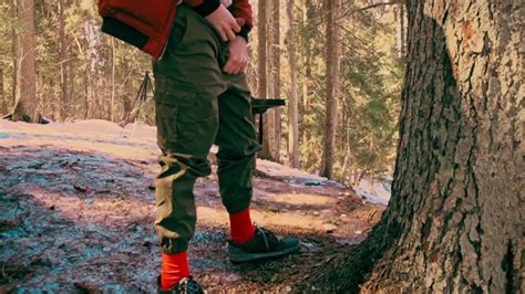 Pisser Dans La Forêt D hiver Pornhub Gay