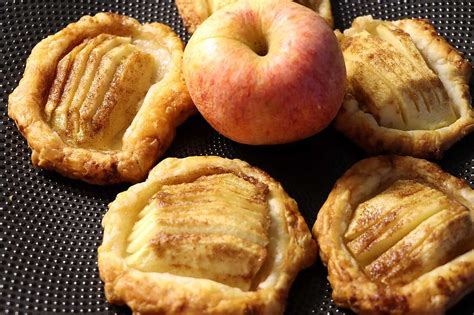 Recette de Mini tartelettes aux pommes caramélisées inspiré par Hervé