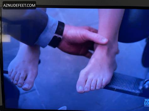 ANNA MARIE DOBBINS Feet - AZNudeFeet