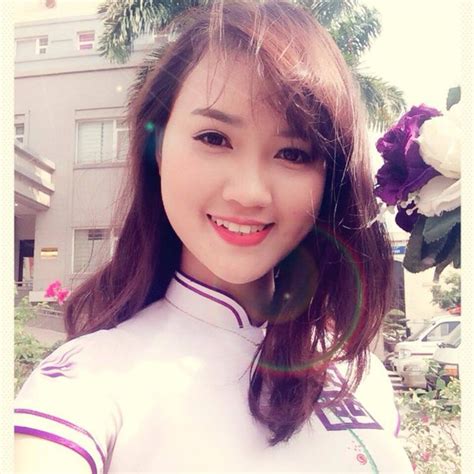 Lo T Nh K Y U T T Nghi P Xinh Ng T Ng Y C A Hot Girl C C Tr Ng I H C