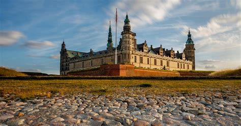 Exclusive Castle Tours of Hamlet's Kronborg & Frederiksborg | GetYourGuide
